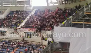 Afición del Rayo Vallecano en el último partido de la 22/23 en el Bernabeu