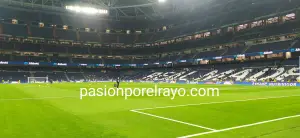 Imagen del Bernabéu en el Real Madrid - Rayo Vallecano