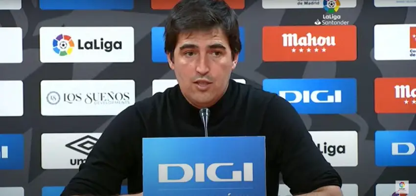 Iraola, en la rueda de prensa del Rayo Vallecano - Espanyol