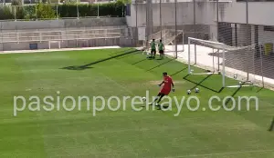 Diego López, en su entrenamiento al margen