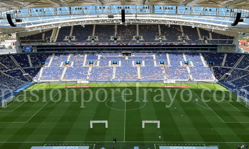 Estadio Do Dragao (Oporto) donde PxR vivió el Oporto 1-1 Rayo Vallecano