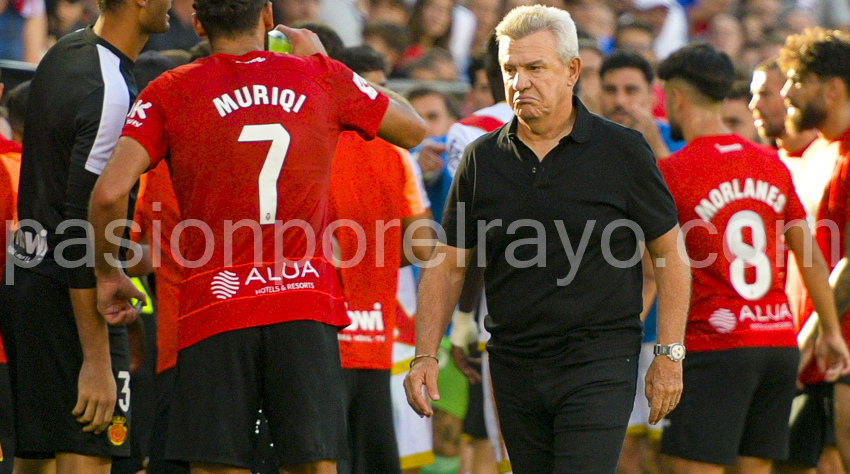 Javier Aguirre en uno de los momentos del Rayo Vallecano  2-2- Mallorca