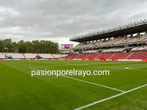 Estadio de Vallecas en la previa del Rayo Vallecano - Real Sociedad