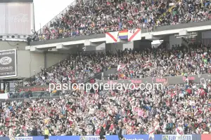 Pañolada en el estadio de Vallecas