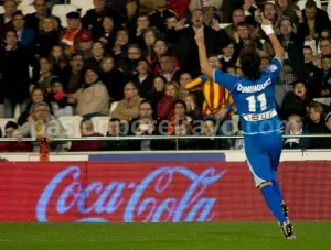El &#039;Chori&#039; Domínguez celebrando el gol conseguido en Mestalla