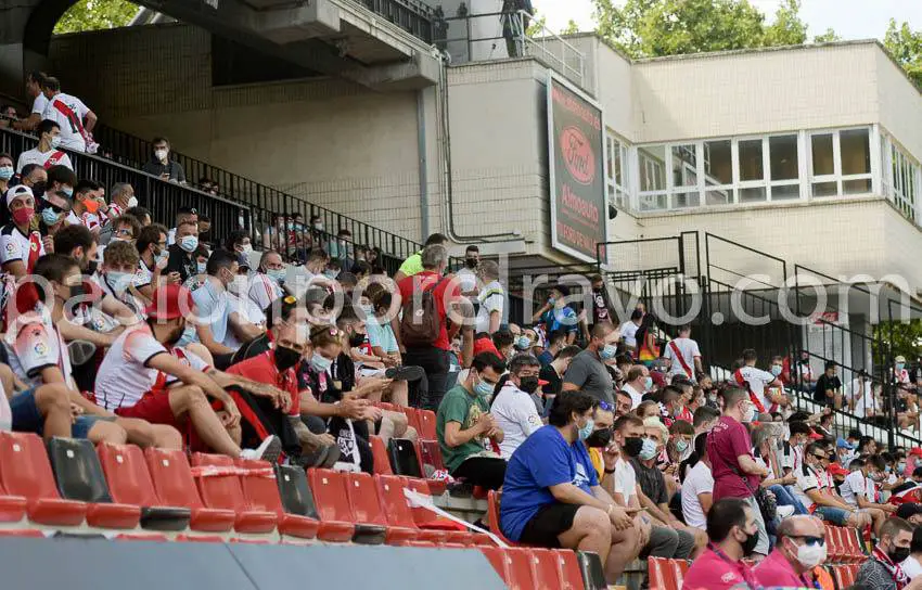El Rayo pide a los aficionados que no dejen la adquisición de entradas &quot;para las horas previas&quot;